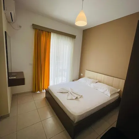 Eliona Apartment *