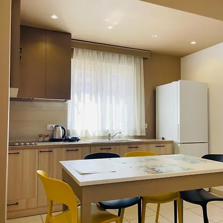 Eliona Саранда