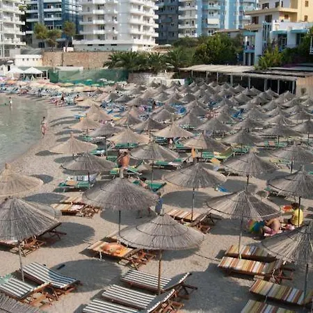 Eliona Апартаменты Саранда