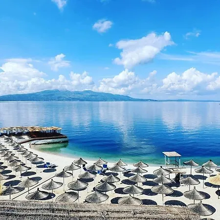 Eliona Апартаменты Саранда