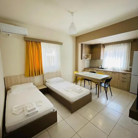 Eliona * Саранда